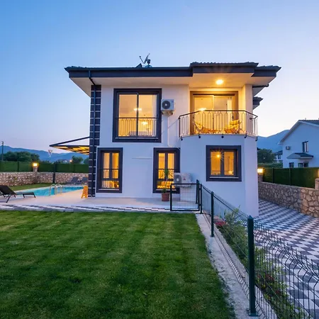 Βίλα Villaada'da Esen (Fethiye)