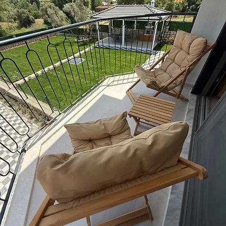 Βίλα Villaada'da *