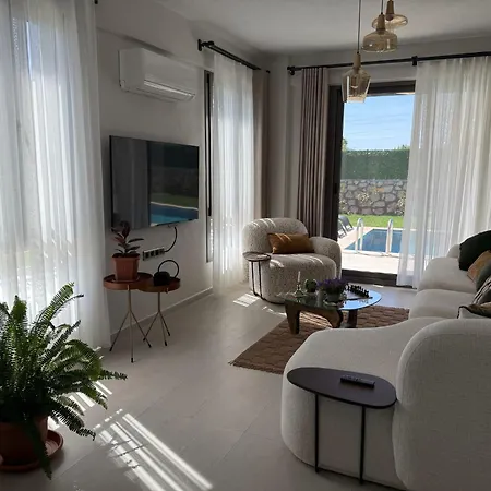 Villaada'da Βίλα *